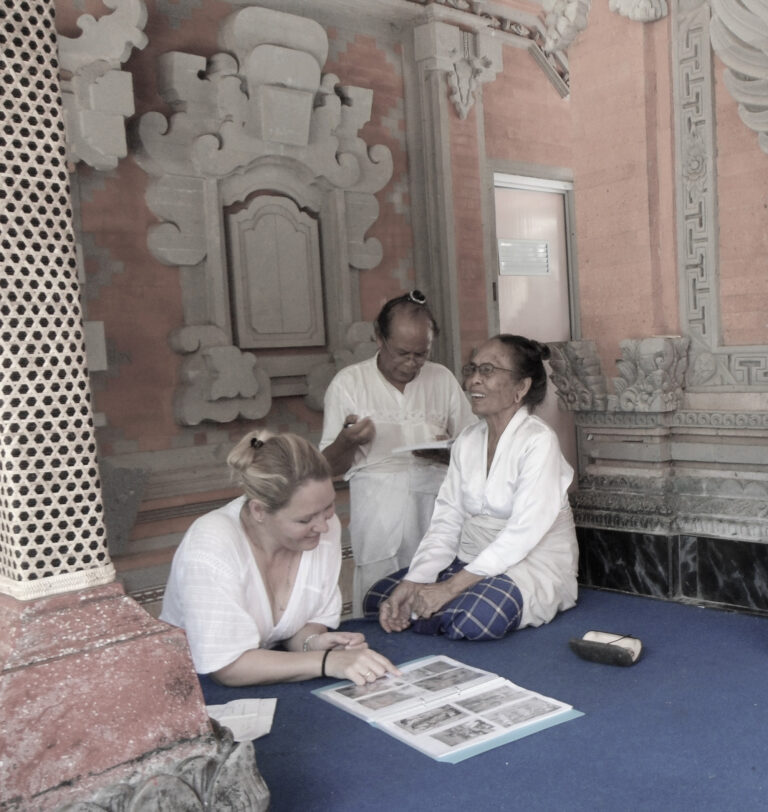 Seline Hofker in Balie, Hofker, Hofker Archief, Willem Gerard Hofker, Maria Hofker-Rueter, Indonesië